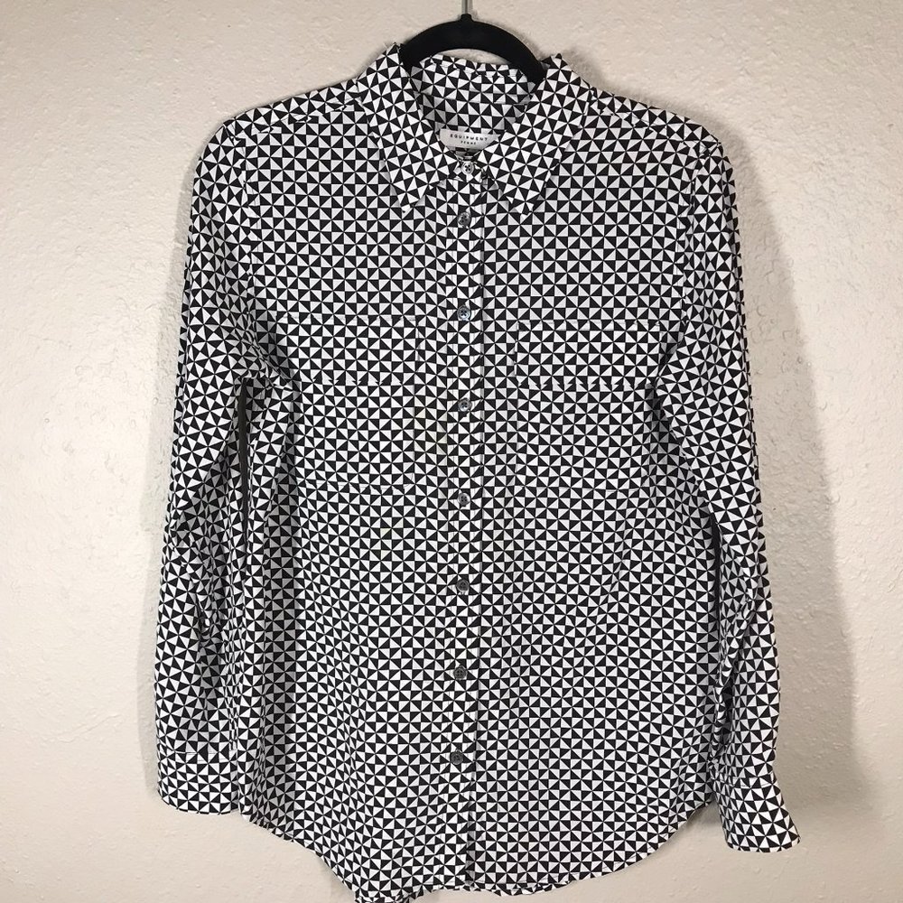 Equipment 100% Silk Black and White Patterned Collared Button Down Top